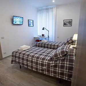 Bed & Breakfast Fellini, Rome